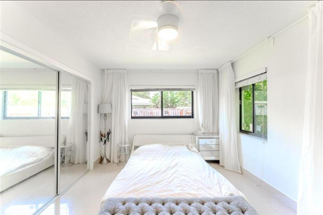 PLANTATIONS SECLUDED GARD - Residential