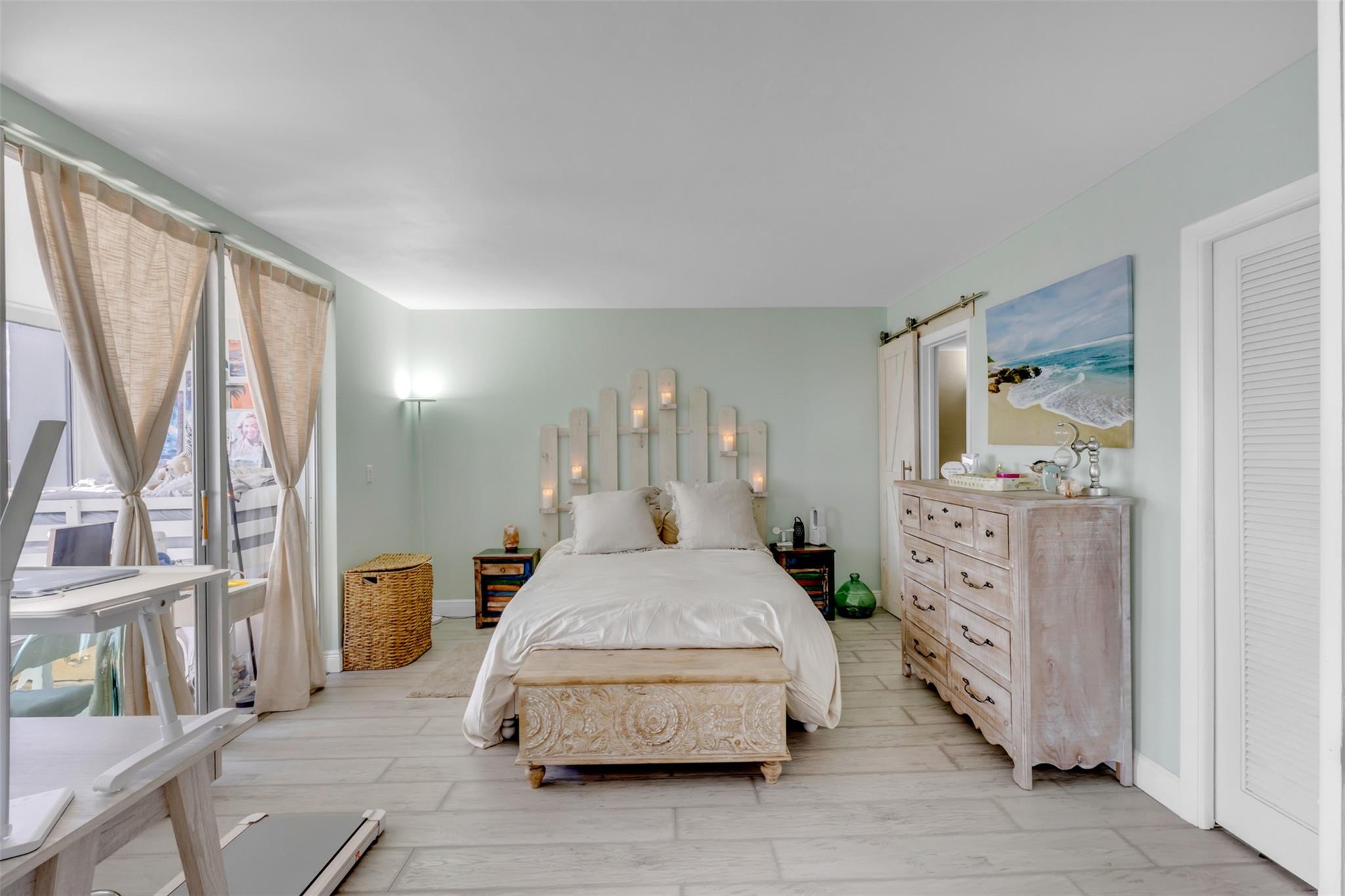 The Royal Mariner - Residential