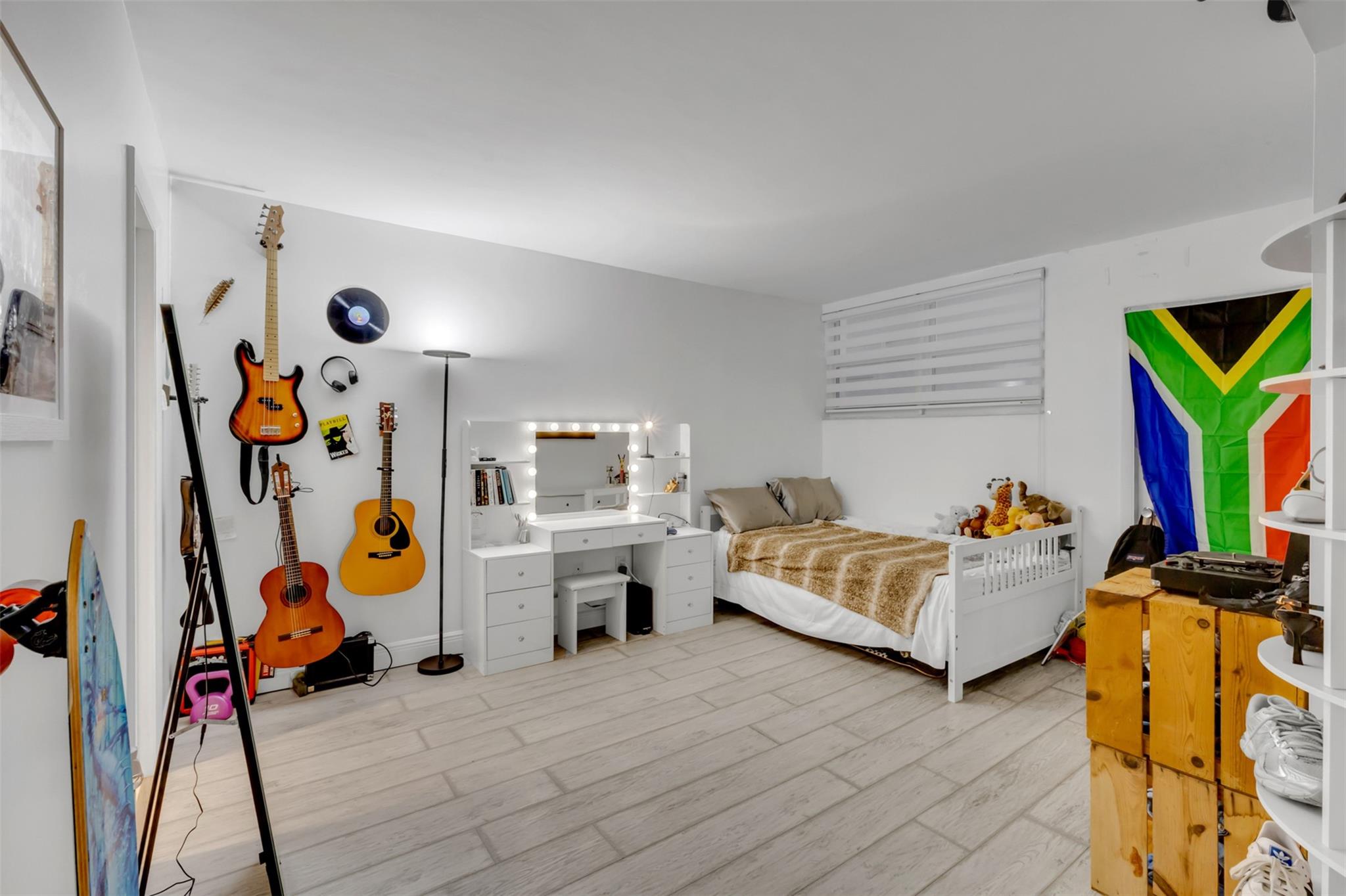 The Royal Mariner - Residential