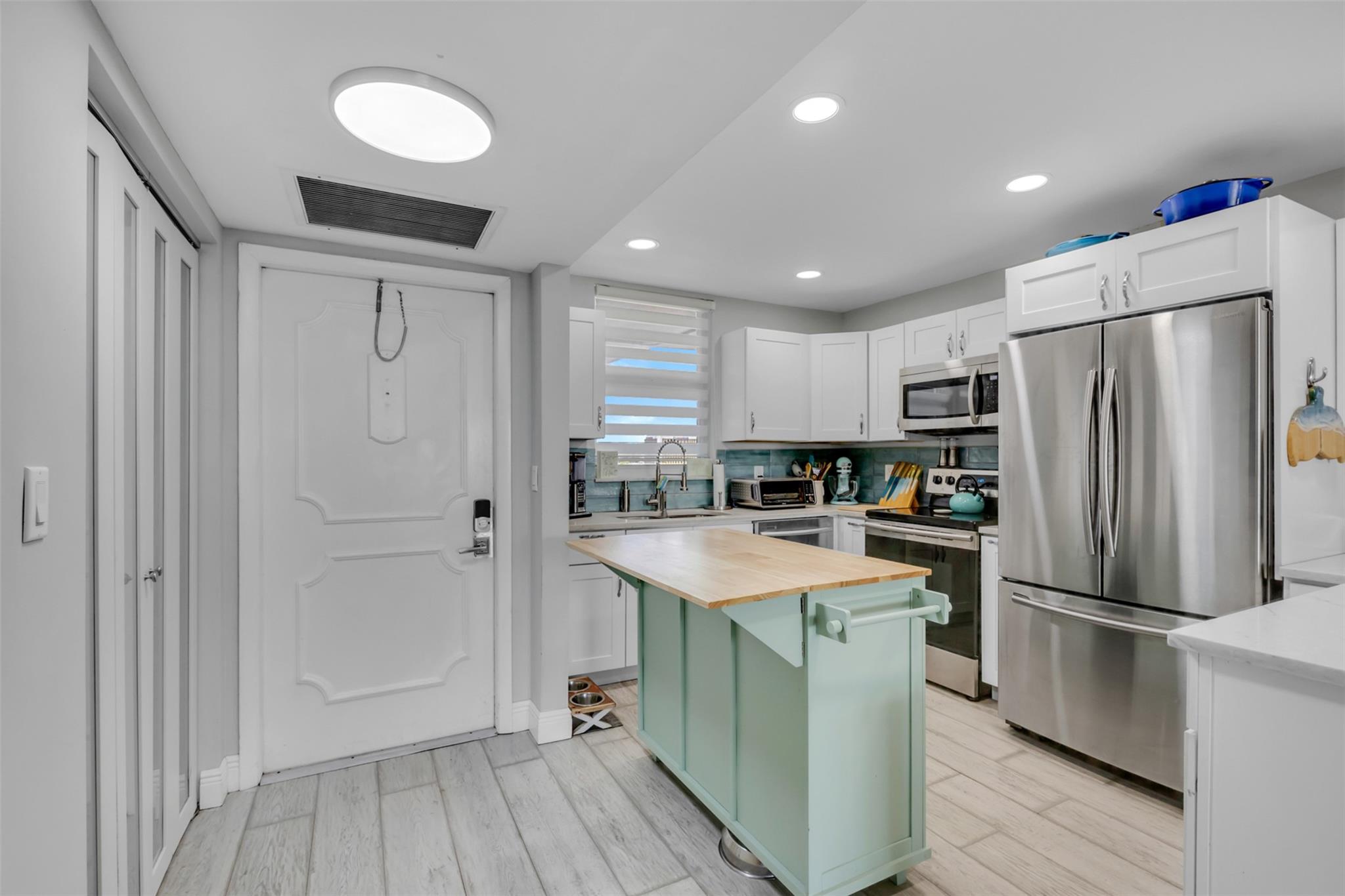 The Royal Mariner - Residential