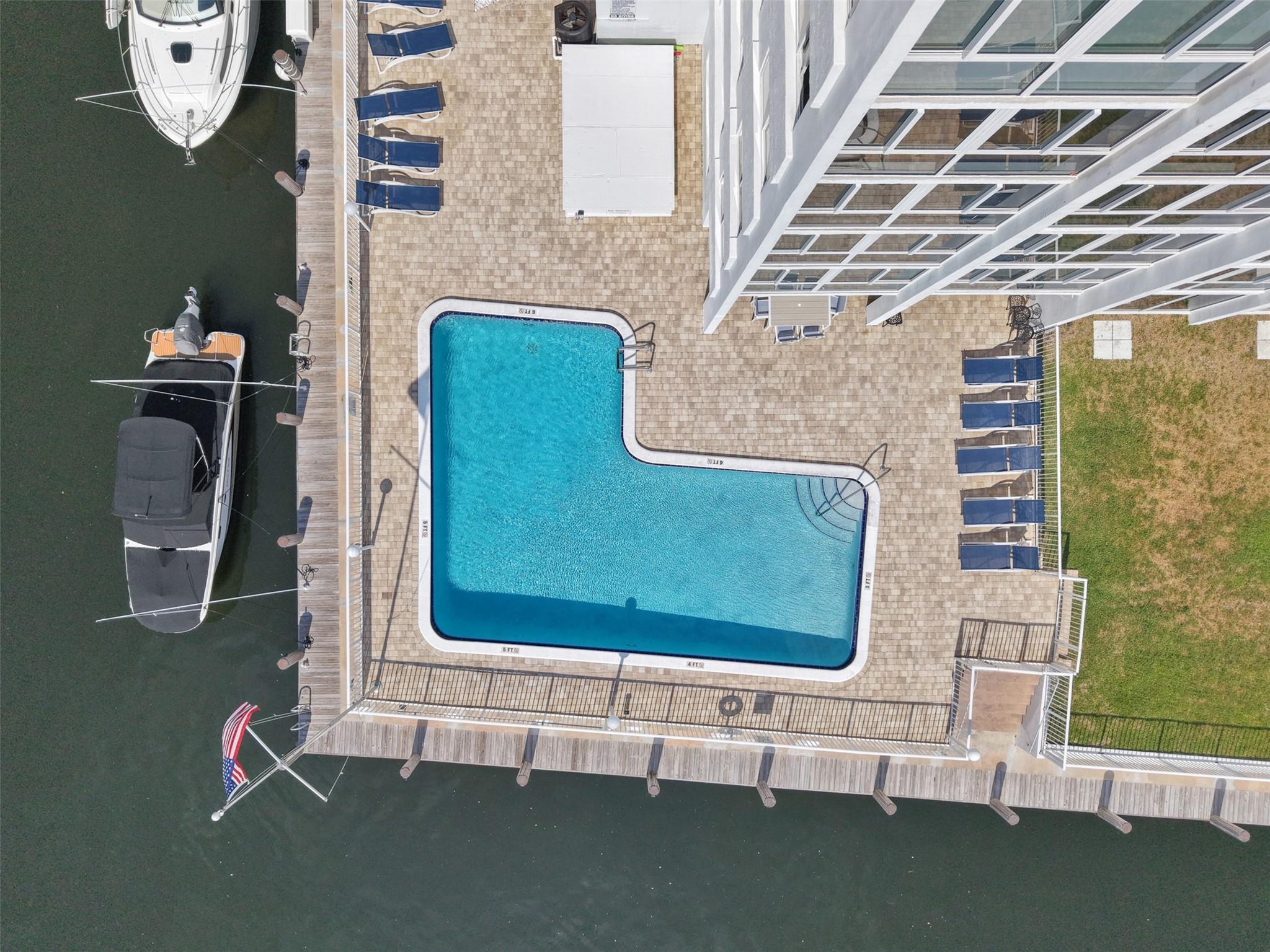 The Royal Mariner - Residential