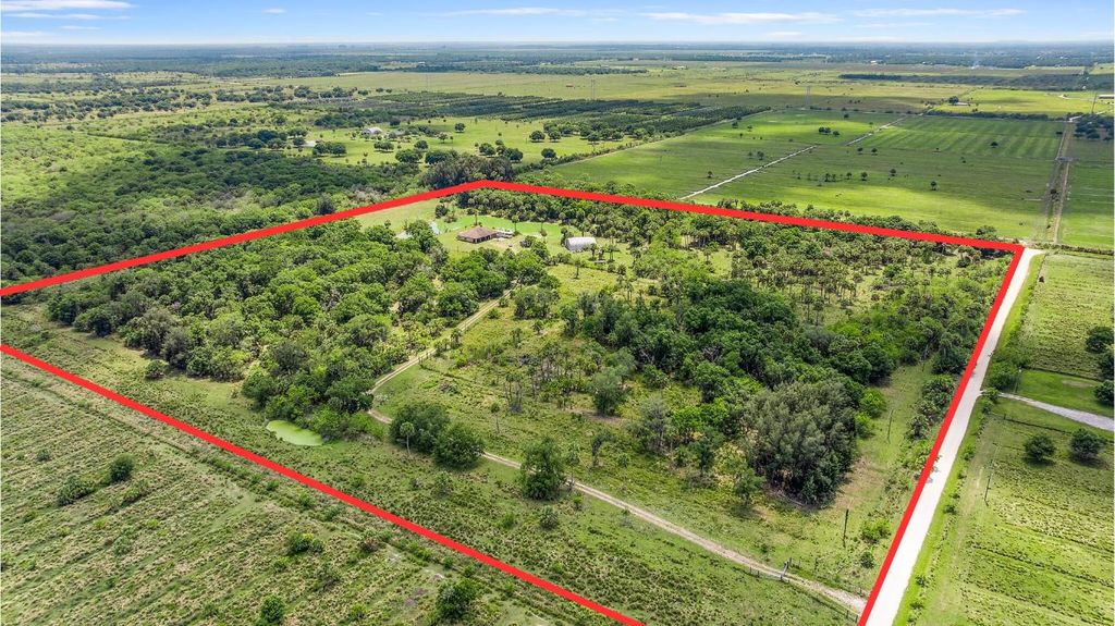 Photo of 13351 Williams Road, Port Saint Lucie, FL 34987 (MLS # R11094253)