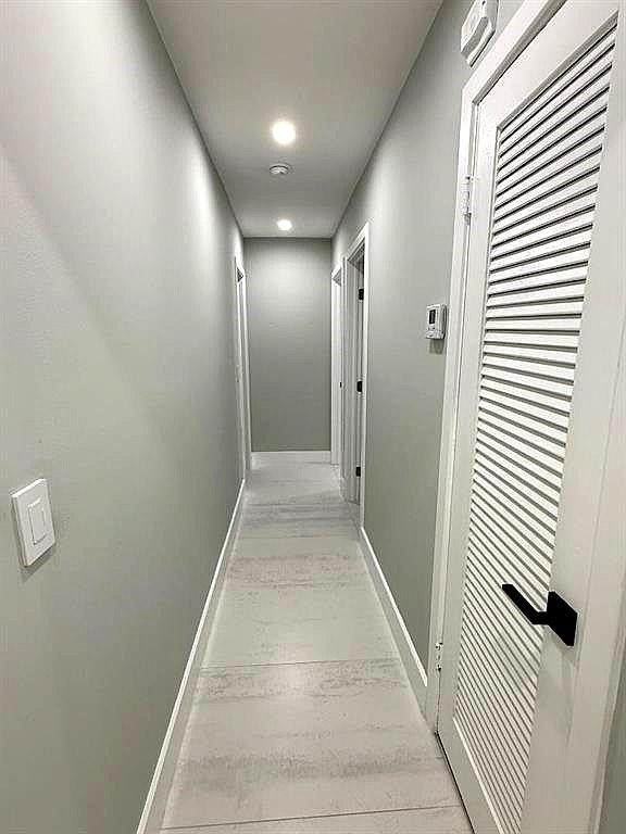 Imperial Point Colonnades - Residential Lease