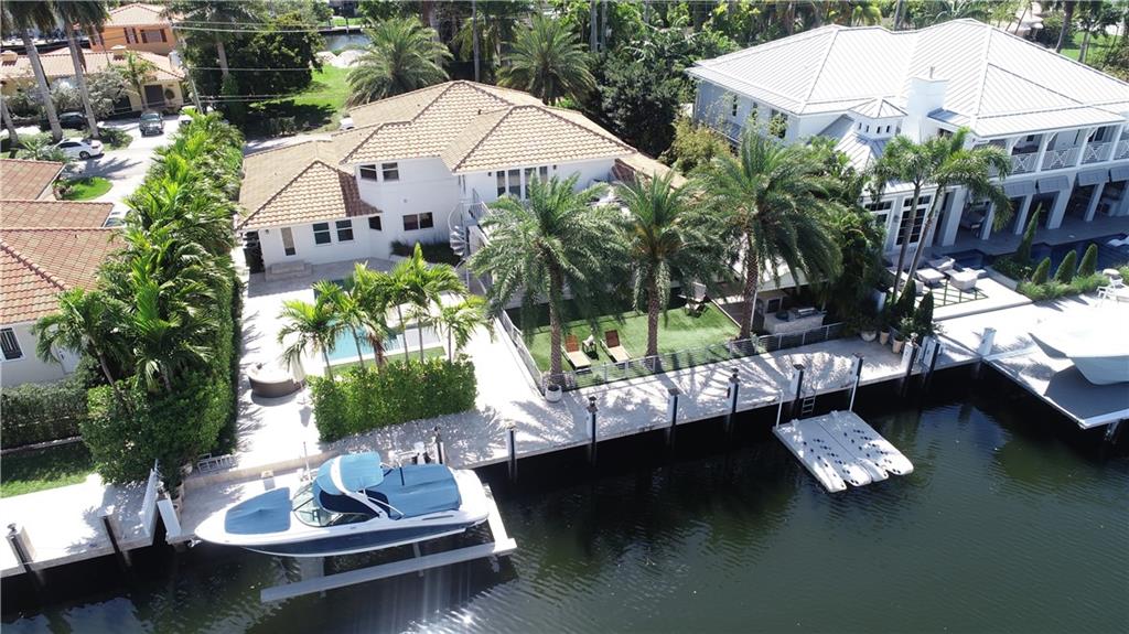 SEVEN ISLES LAS OLAS - Residential