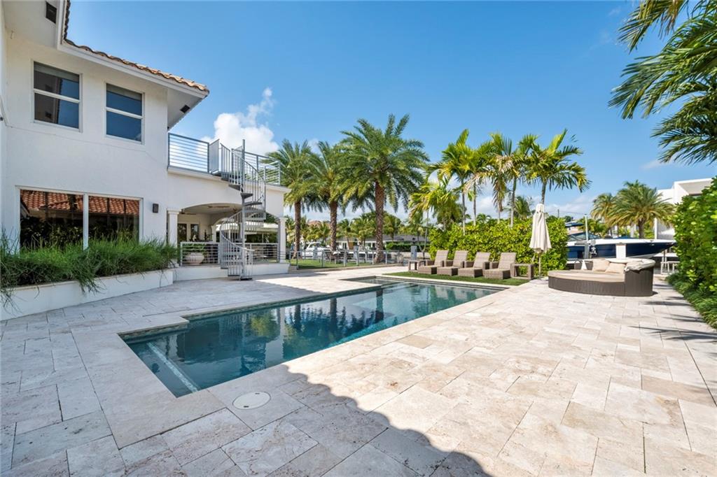 SEVEN ISLES LAS OLAS - Residential