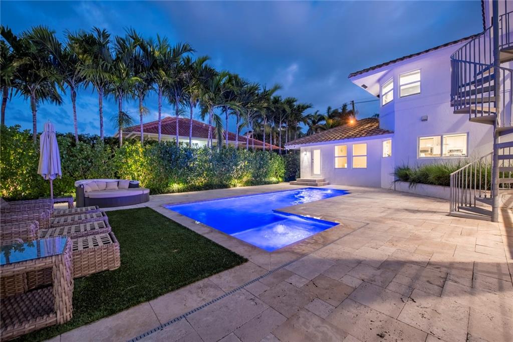 SEVEN ISLES LAS OLAS - Residential