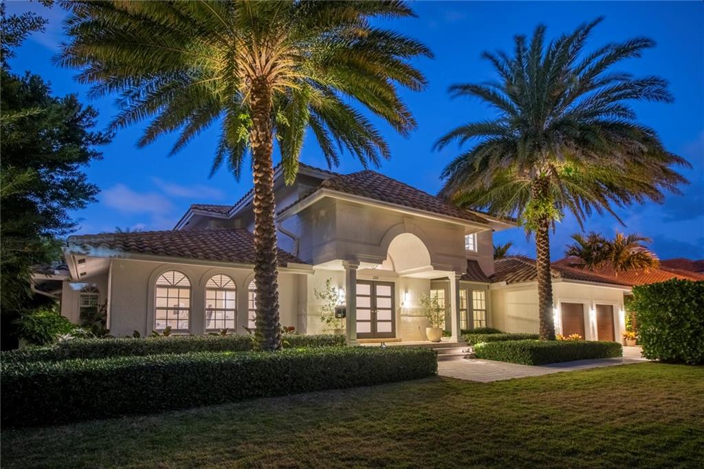 SEVEN ISLES LAS OLAS - Residential