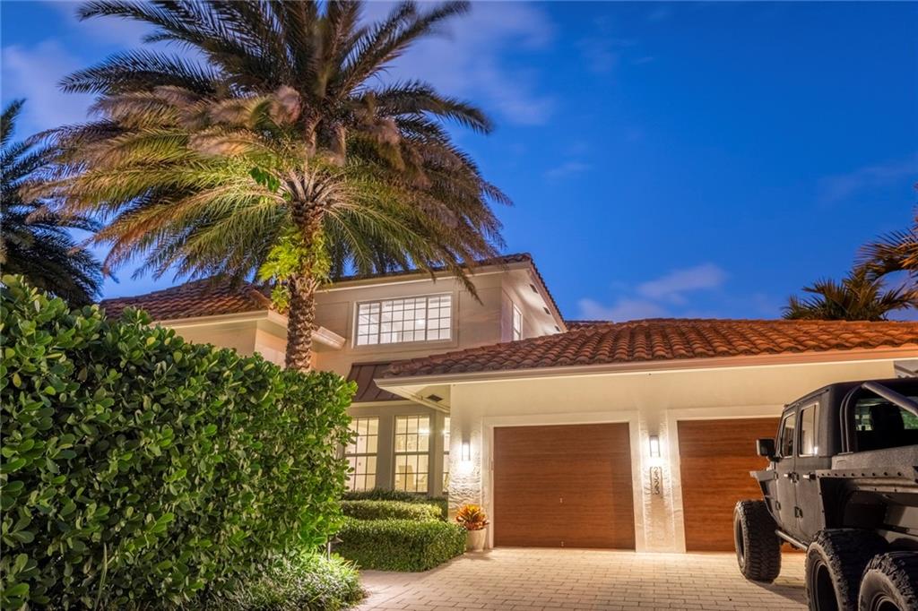 SEVEN ISLES LAS OLAS - Residential