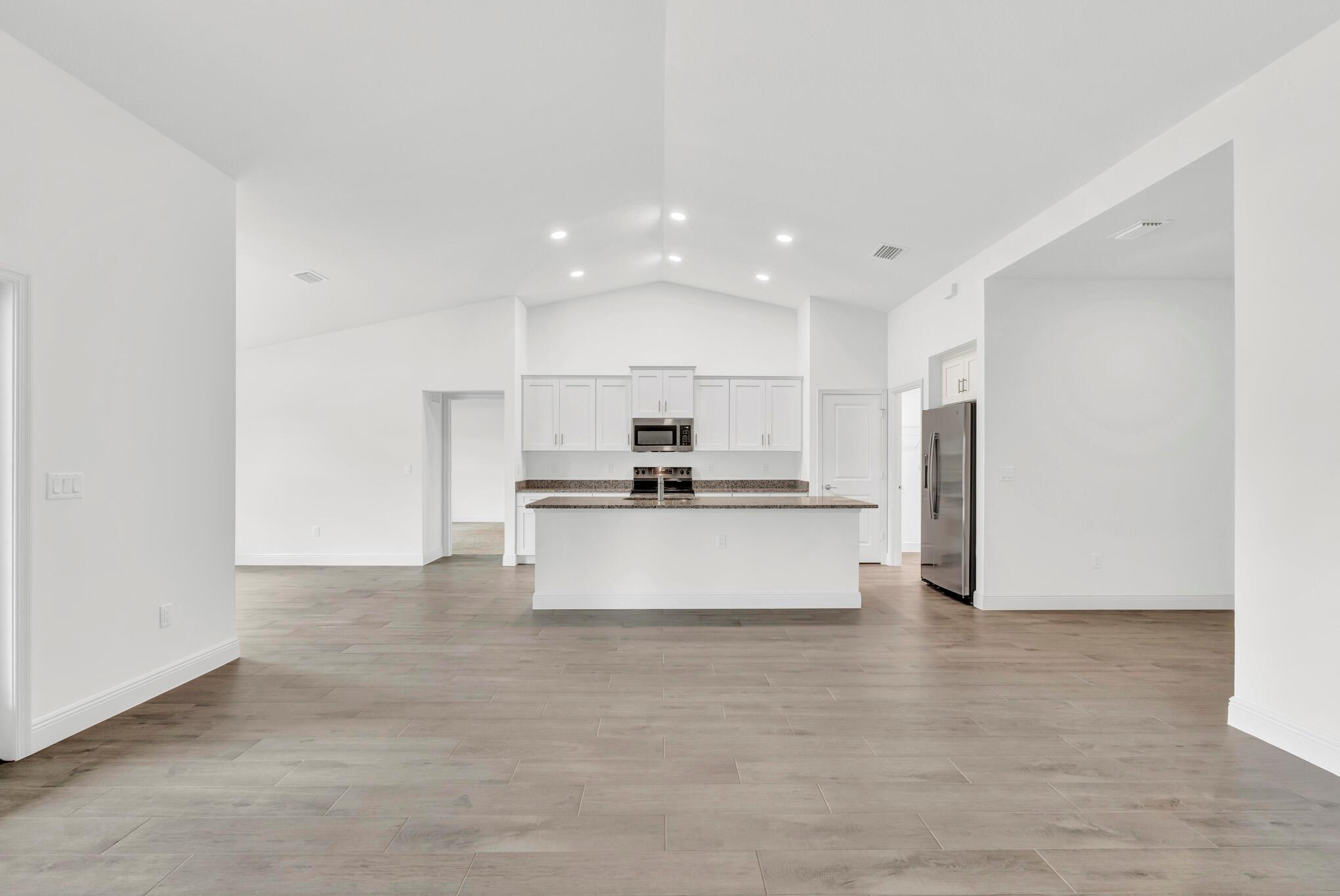 View photos, virtual tours, details... 17143 Tangerine Boulevard