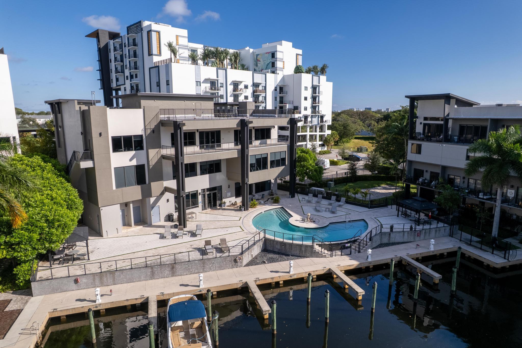 KOI PLAT - Residential