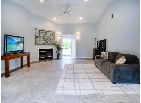 1287 SW Sunset Trail