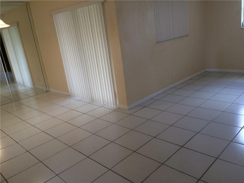 Lake Park Gardens #6 Inc - Residential Lease