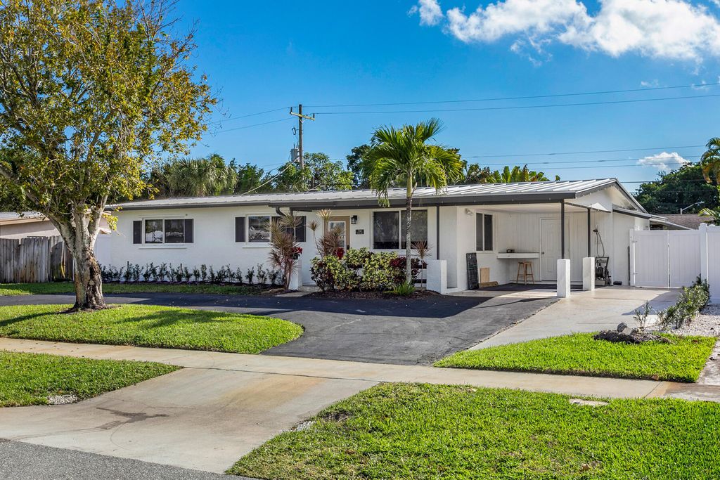 Photo of 750 Eagle Way Way, North Palm Beach, FL 33408 (MLS # R10781821)