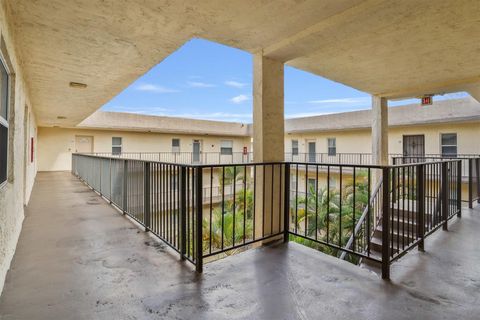 A home in Lauderdale Lakes