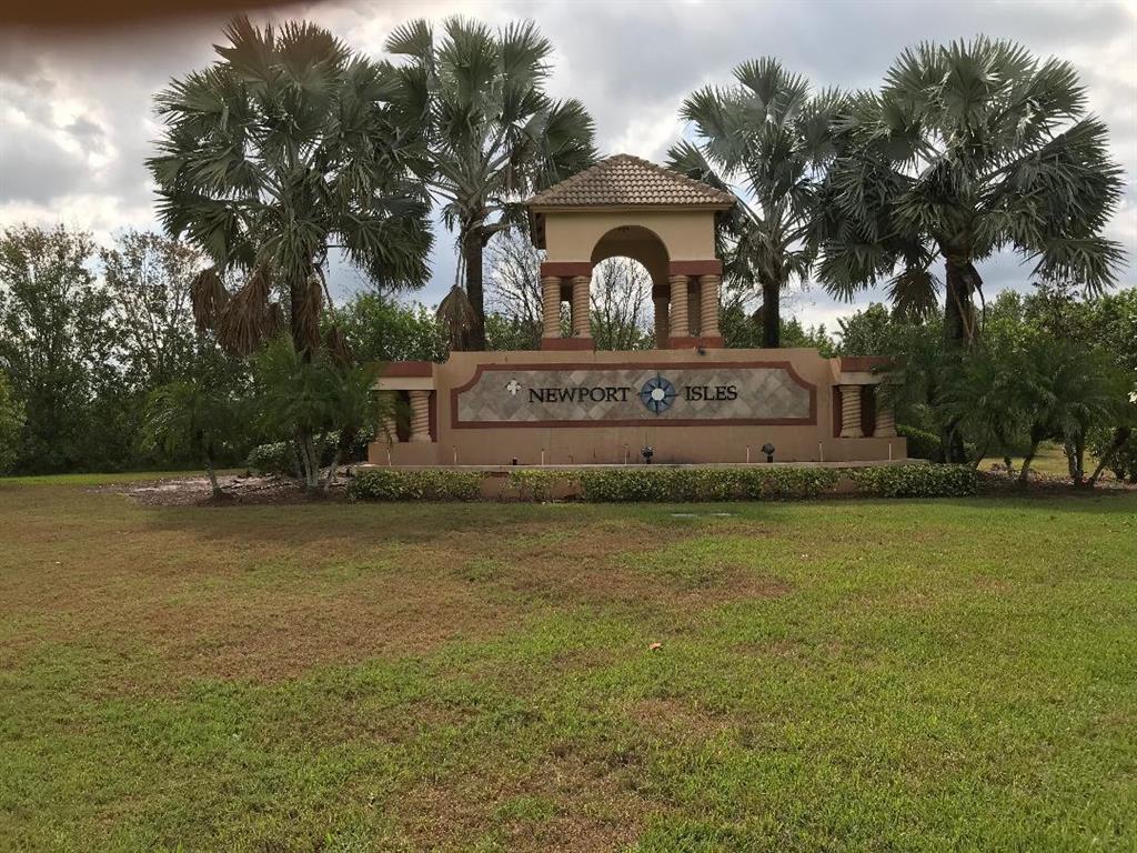 FIRST REPLAT OF PORTOFINO ISLES - Residential