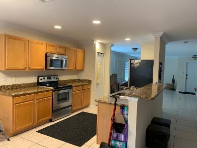 FIRST REPLAT OF PORTOFINO ISLES - Residential