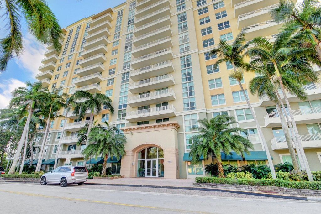 Photo of 700 E Boynton Beach Boulevard #1204, Boynton Beach, FL 33435 (MLS # R11126485)