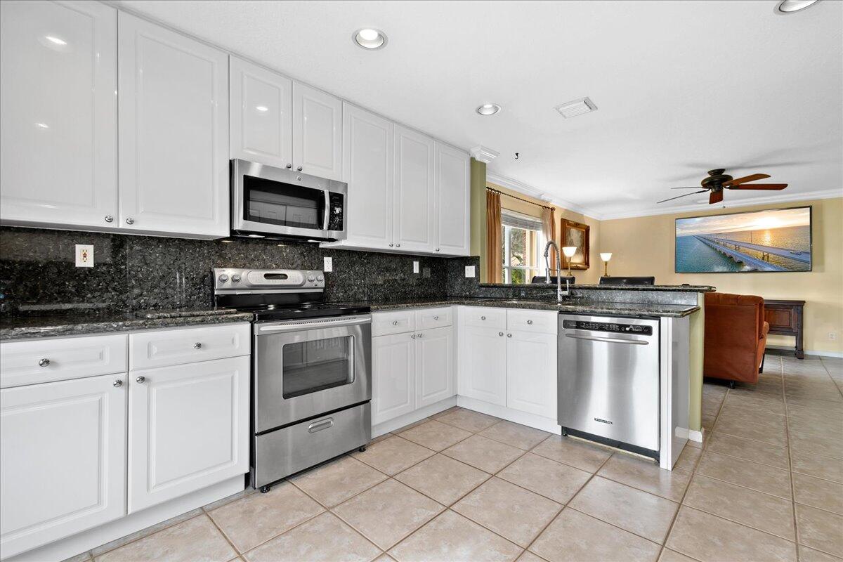 WINSTON TRAILS PAR 15 Oakmont Village - Residential