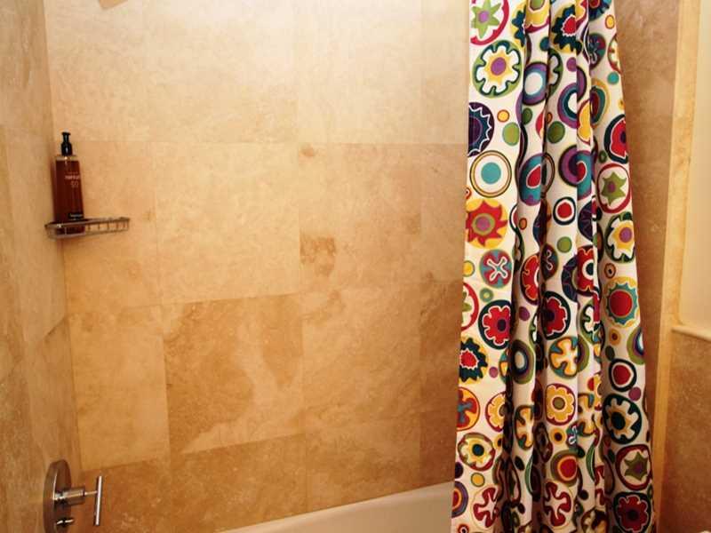 POMPANO SHORES - Residential