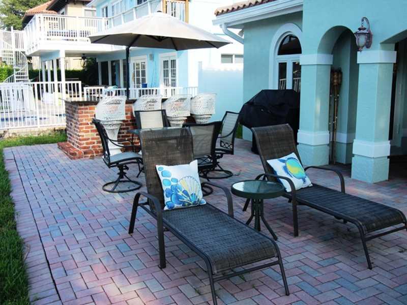 POMPANO SHORES - Residential