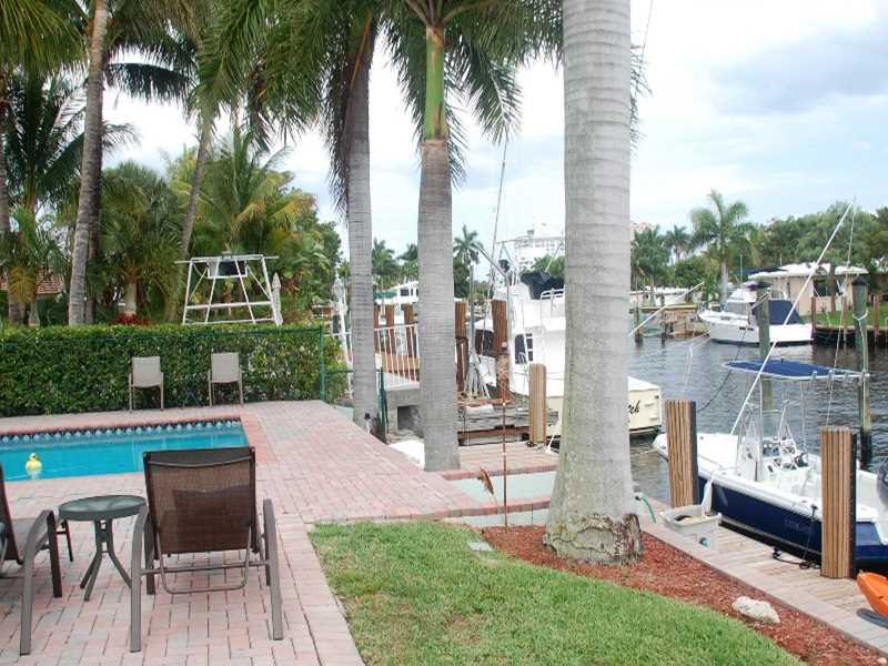 POMPANO SHORES - Residential