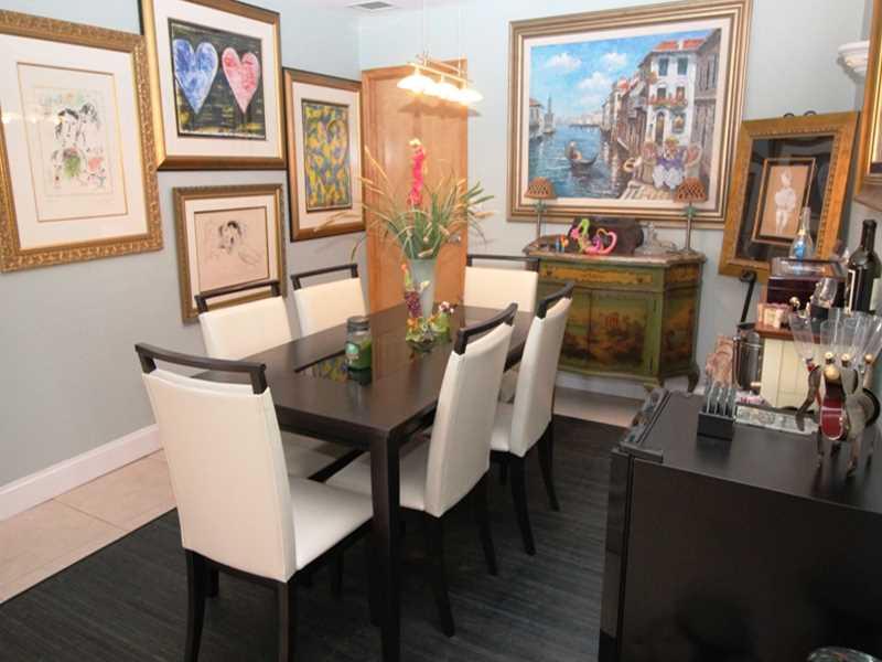 POMPANO SHORES - Residential