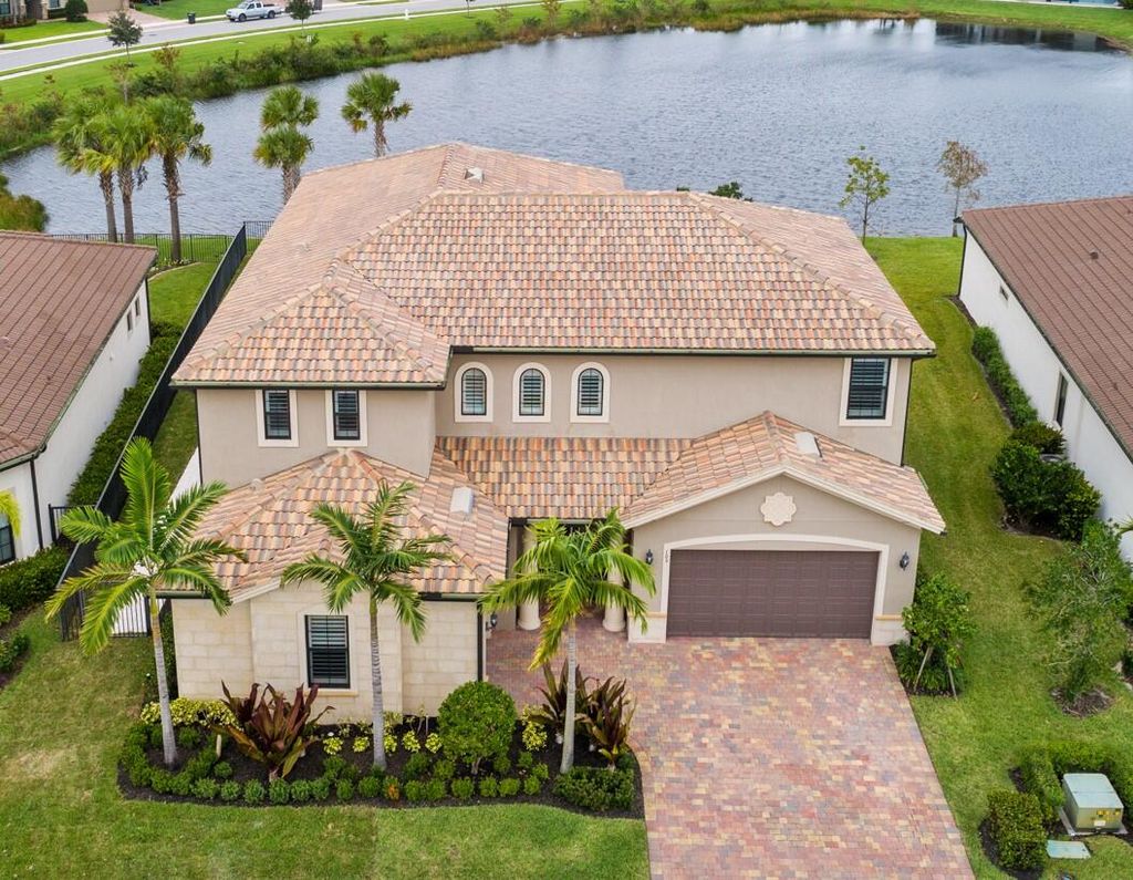 Photo of 105 Indigo River Point, Jupiter, FL 33478 (MLS # R11070043)