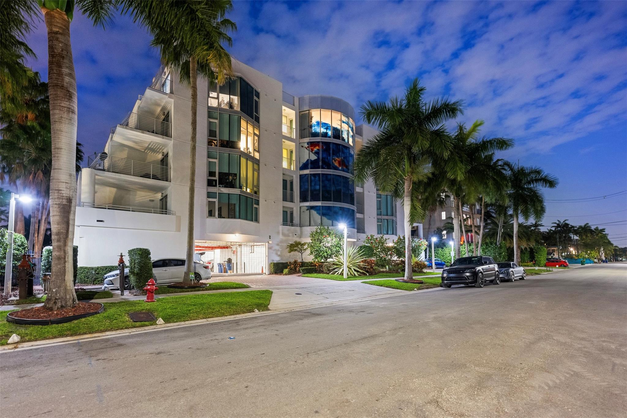 301 Hendricks Isle 9