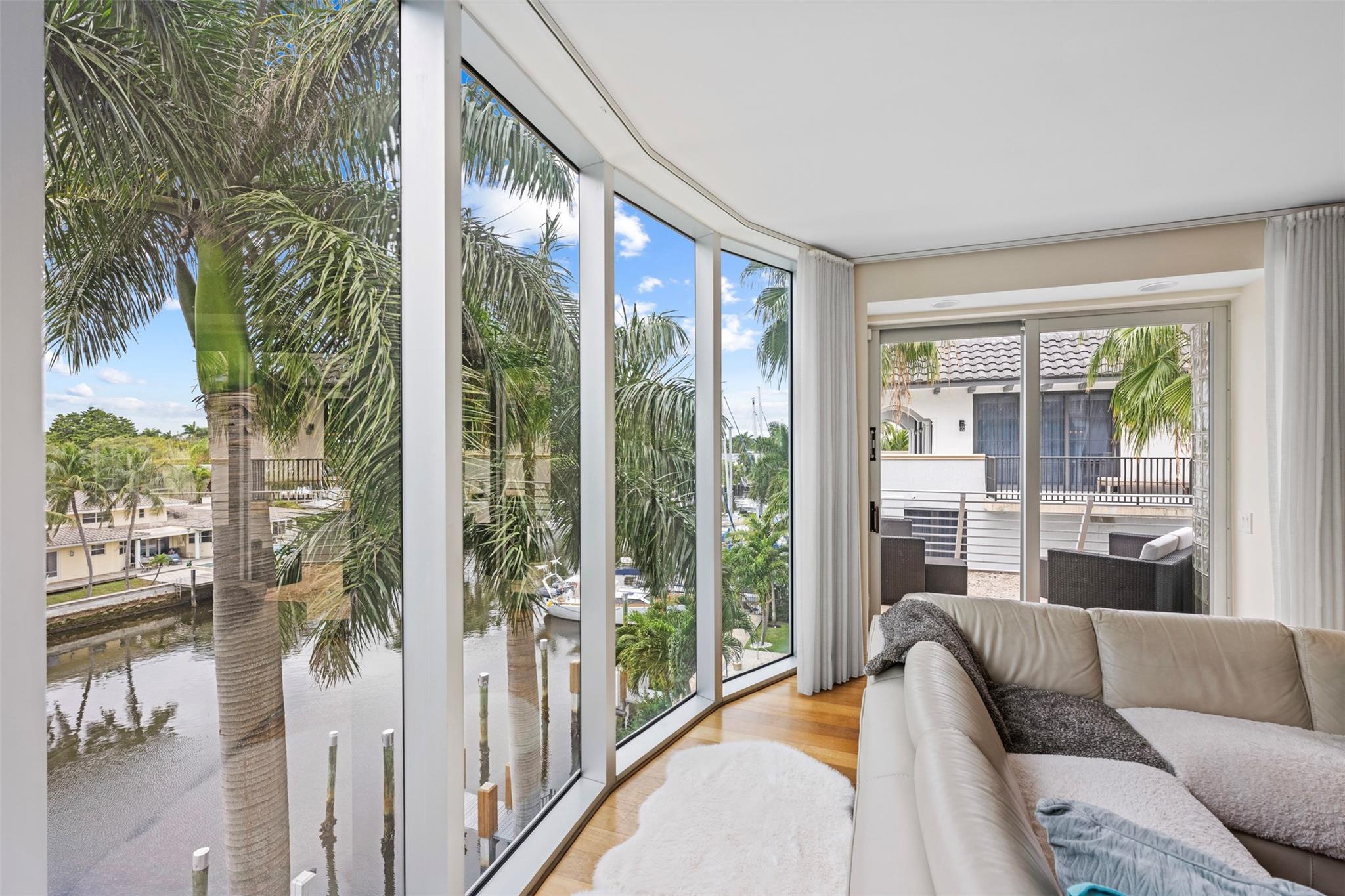 301 Hendricks Isle 9