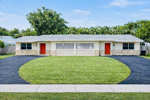 2741-2745 NE 30th Avenue Lighthouse Point FL 33064