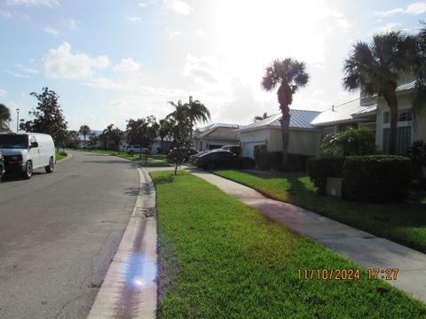 A home in Port St Lucie