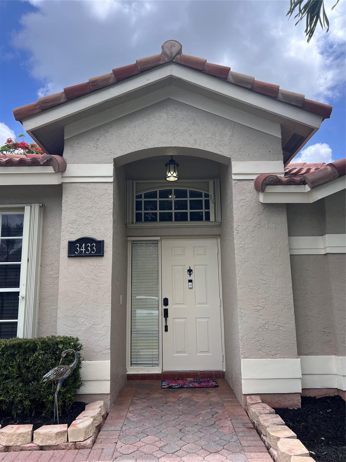 3433 Sands Harbor Trce