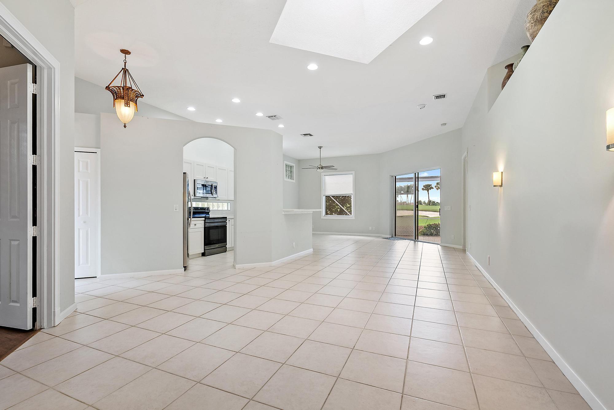 IBIS GOLF AND COUNTRY CLU - Residential