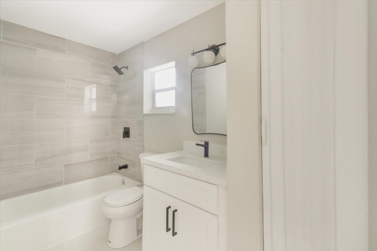 Oriole-Margate Sec 4 78-2 - Residential