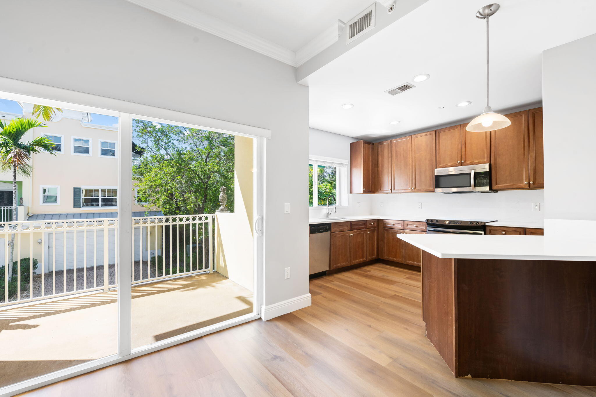 630 SE 15th Street 5