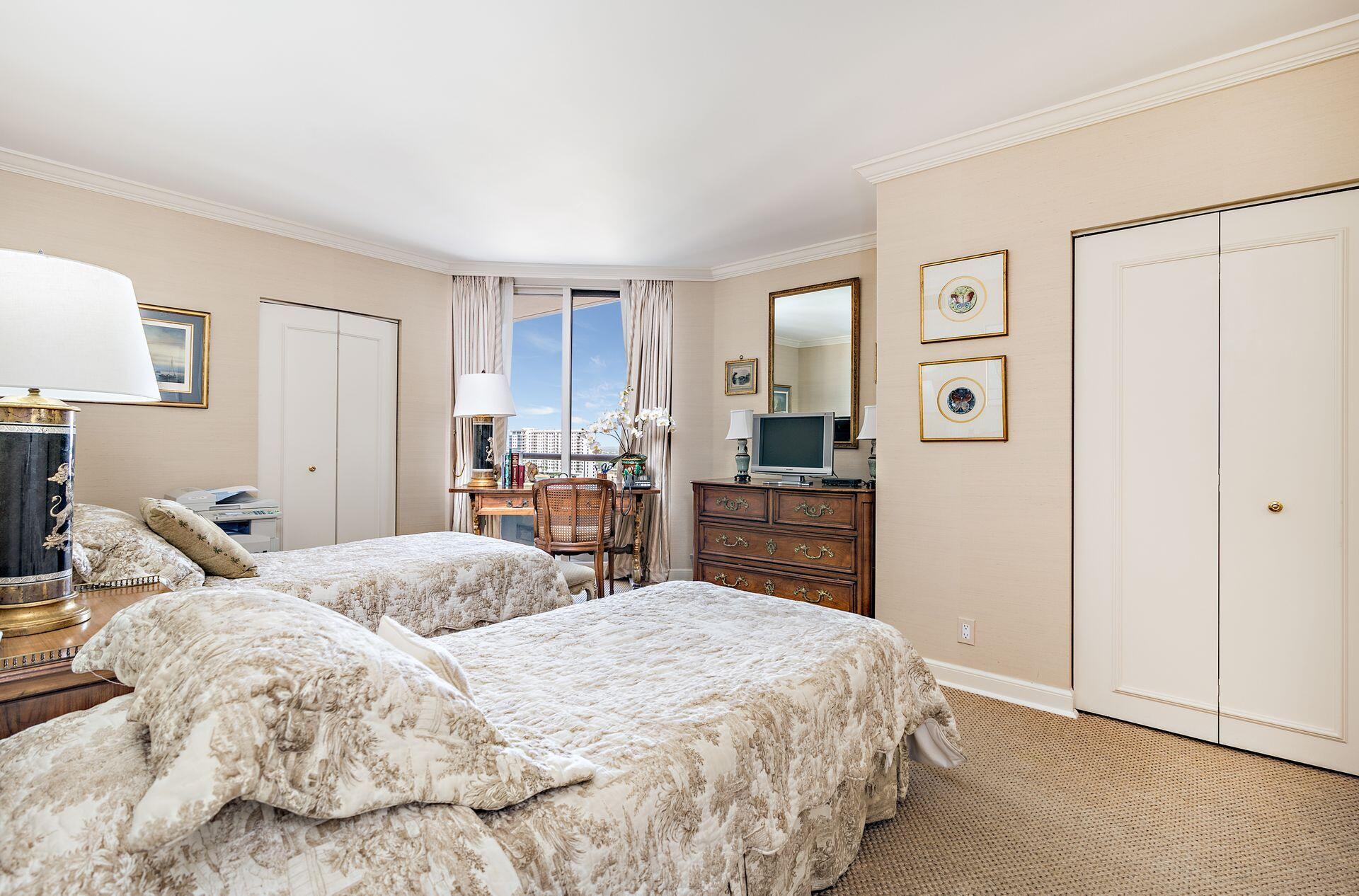 TRUMP PLAZA OF THE PALM BEACHES CONDO - Residential