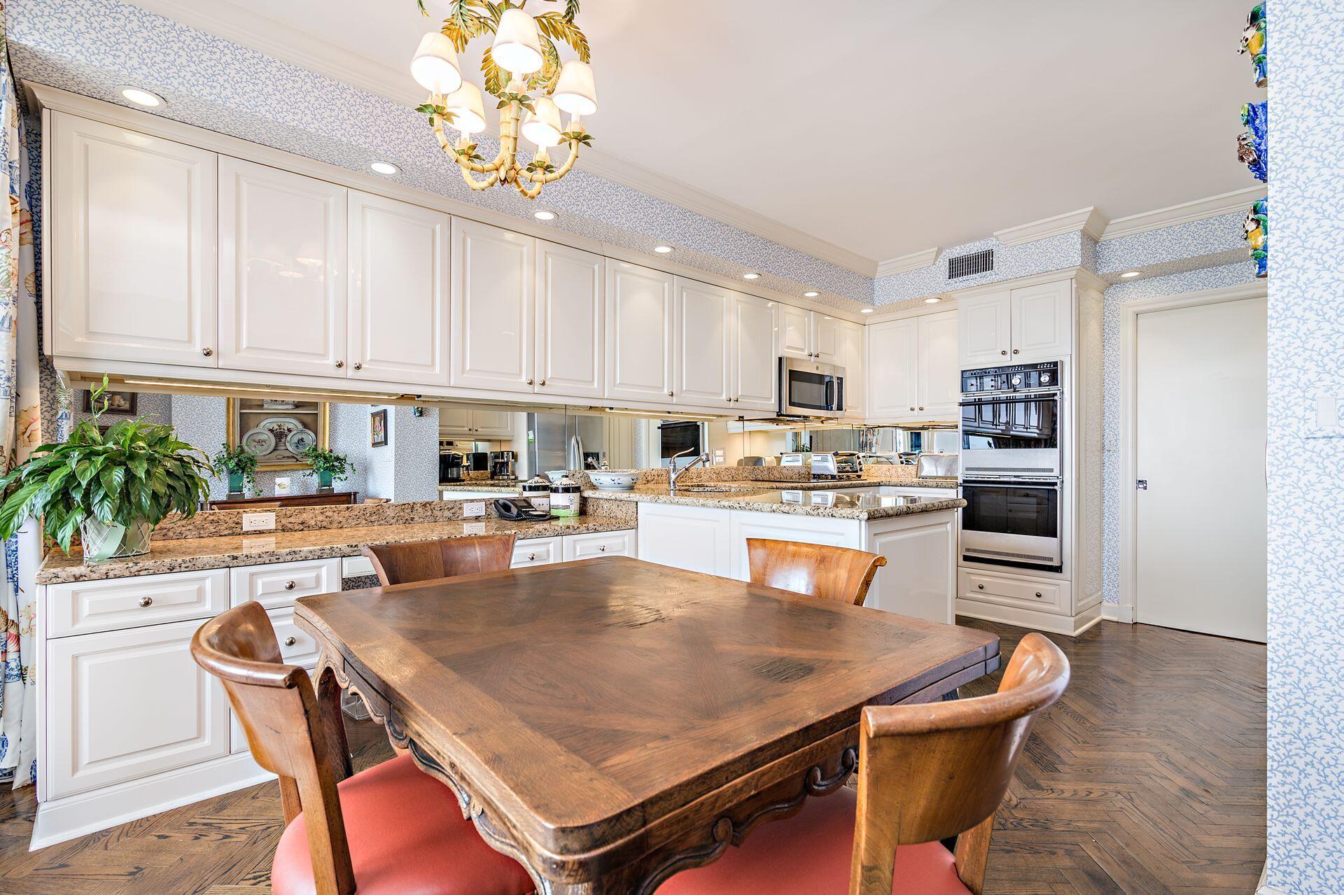 TRUMP PLAZA OF THE PALM BEACHES CONDO - Residential