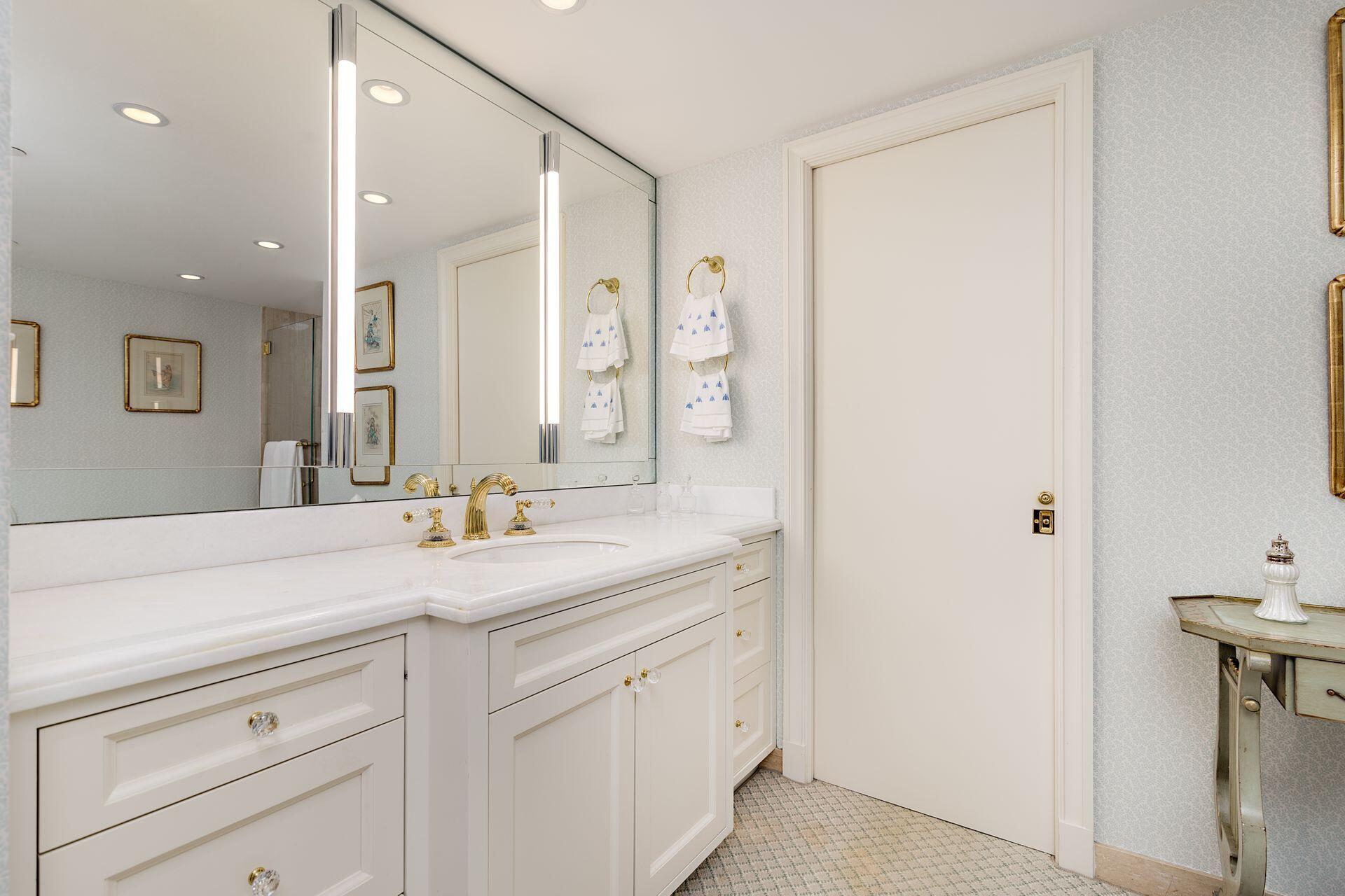 TRUMP PLAZA OF THE PALM BEACHES CONDO - Residential