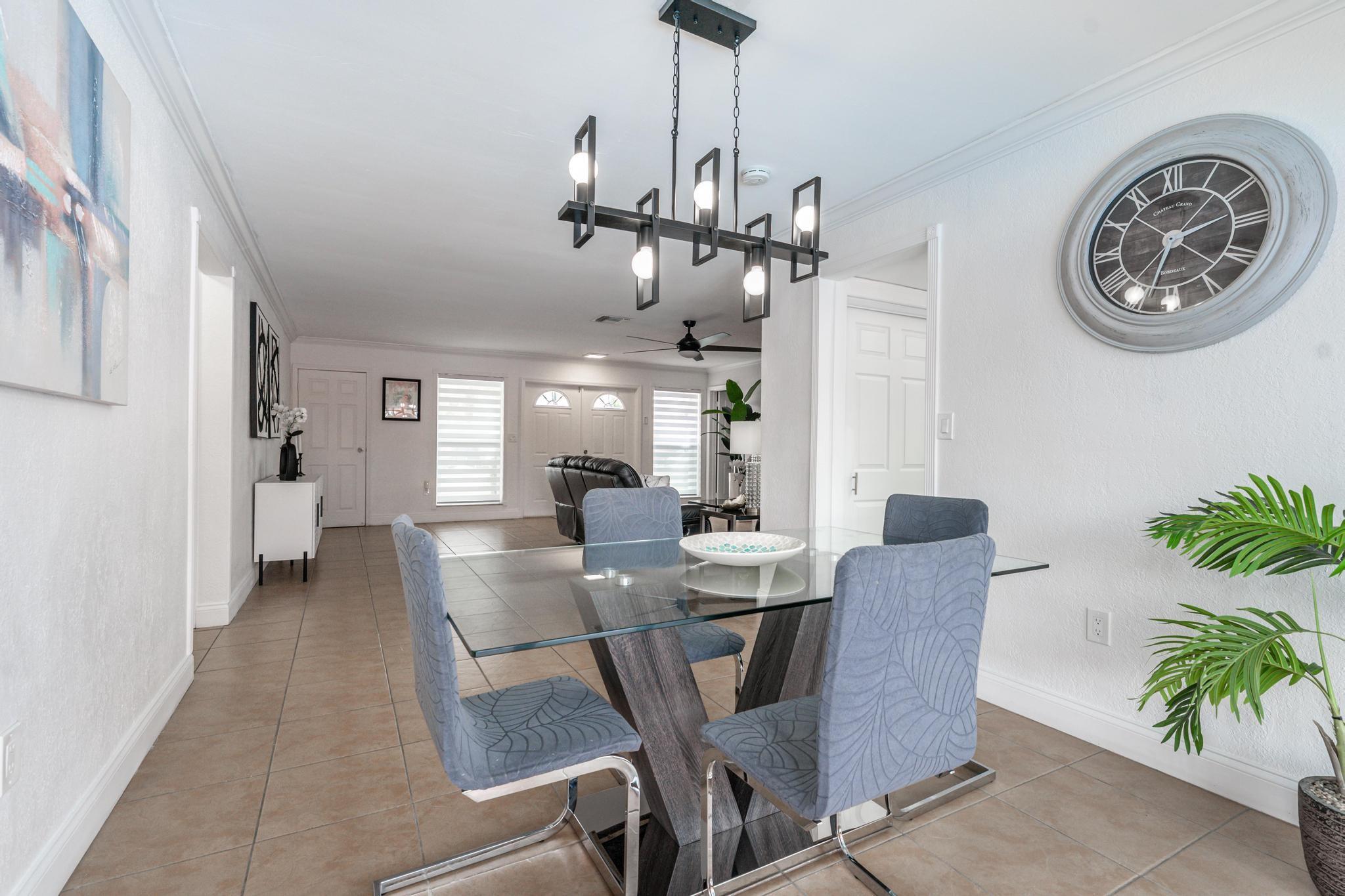 Sunrise Golf Village Sec - Residential