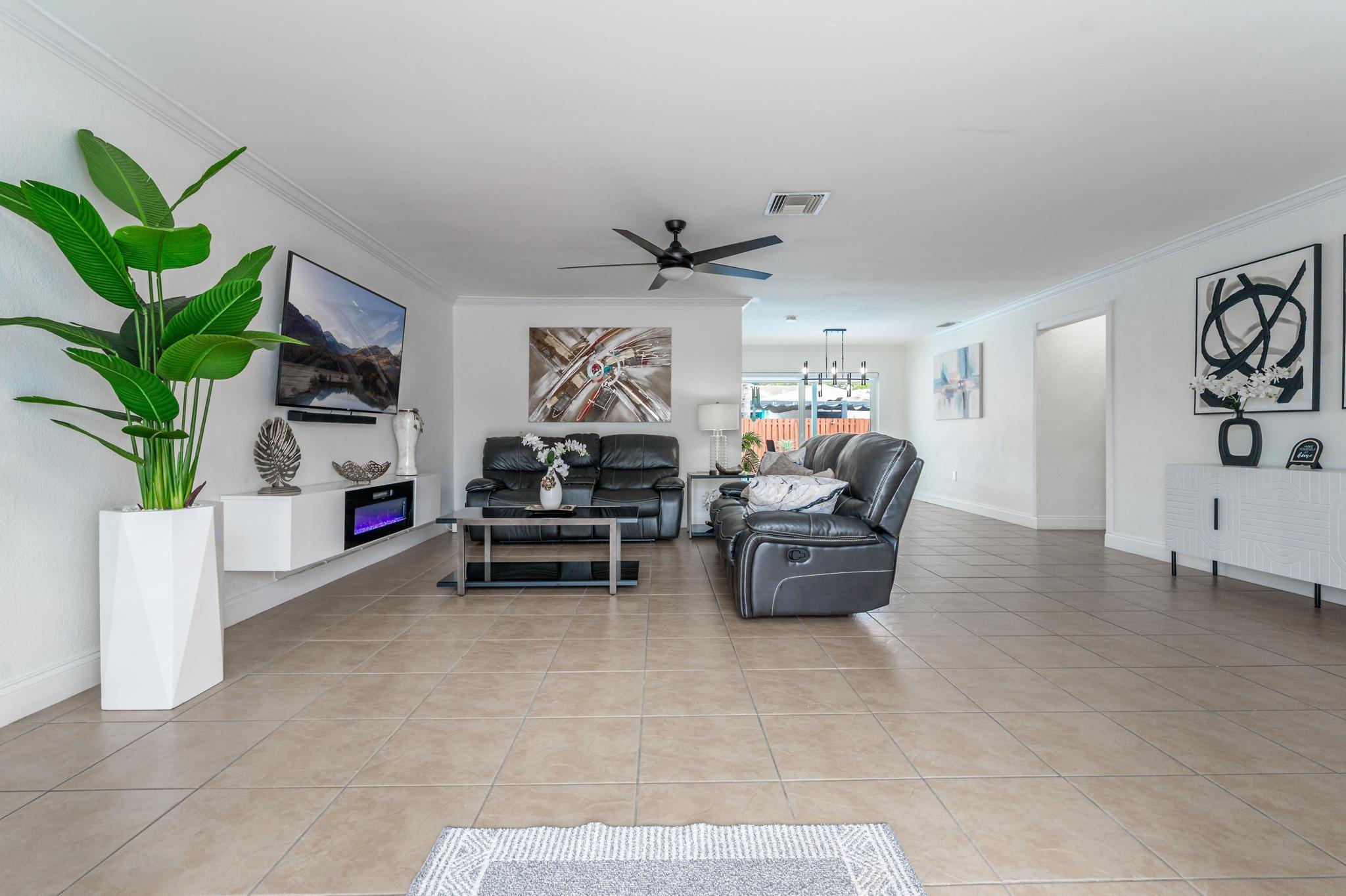 Sunrise Golf Village Sec - Residential