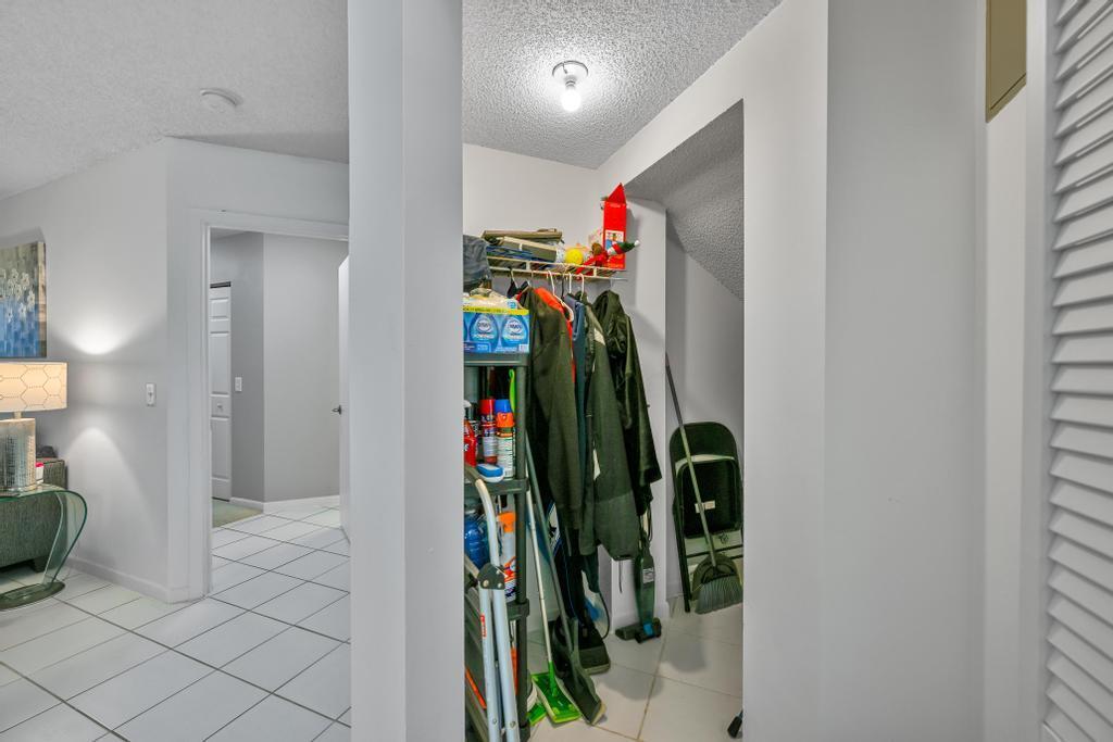BELLAVISTA VILLAGE CONDO - Residential