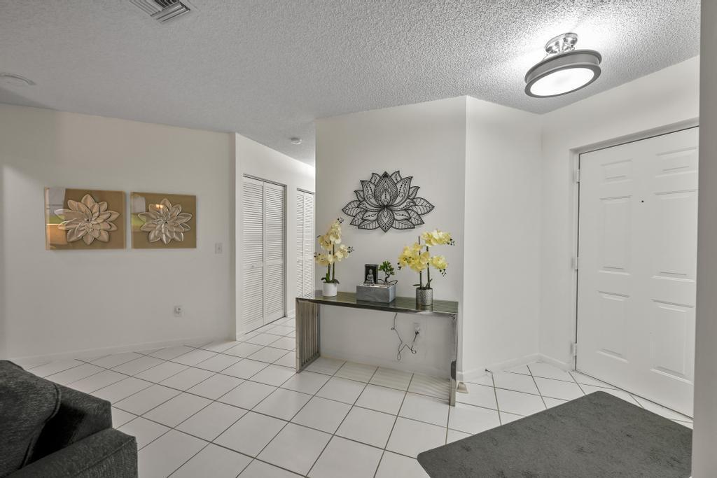 BELLAVISTA VILLAGE CONDO - Residential
