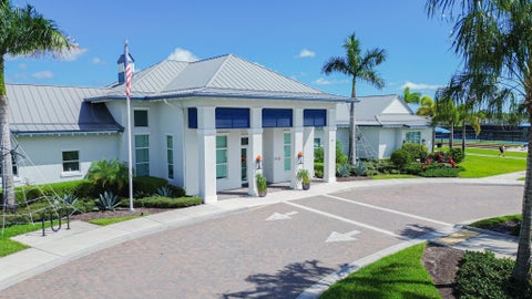Tiny photo for 642 SE Goldenrod Road, Port Saint Lucie, FL 34984 (MLS # B26090414)
