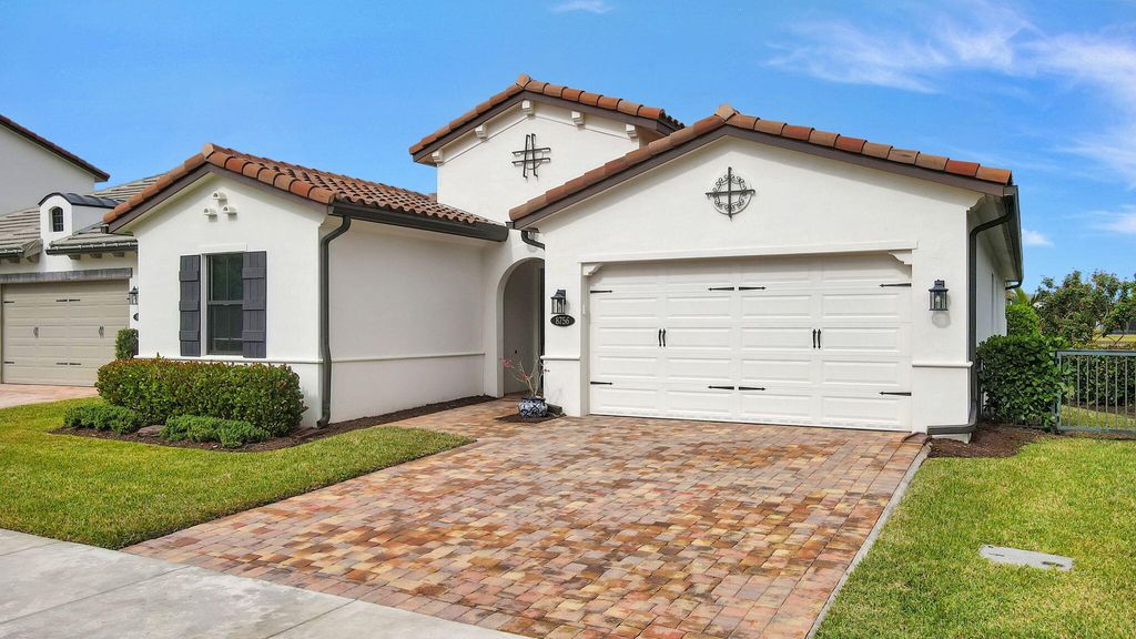 Photo of 8756 Grand Prix Lane, Boynton Beach, FL 33472 (MLS # R11052980)