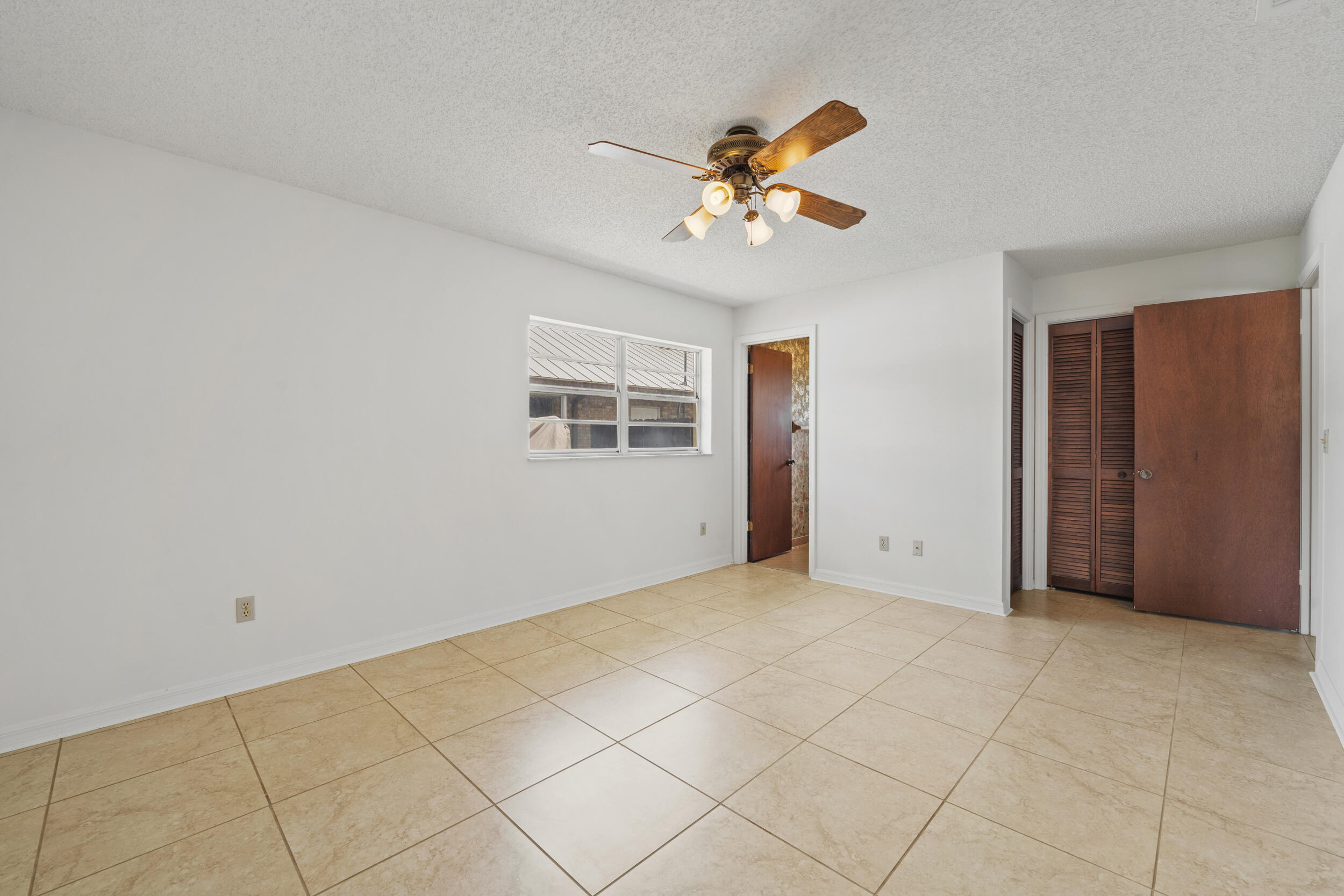 QUAIL ACRES - Residential