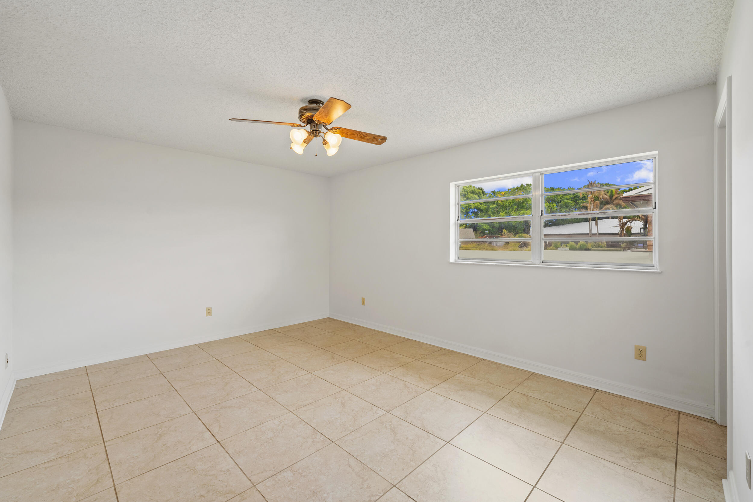 QUAIL ACRES - Residential