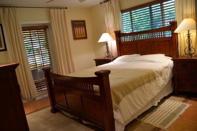 HOLLYWOOD LAKES SECTION - Residential