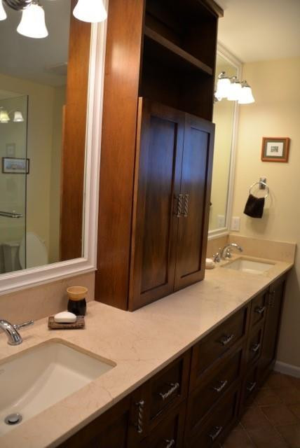 HOLLYWOOD LAKES SECTION - Residential