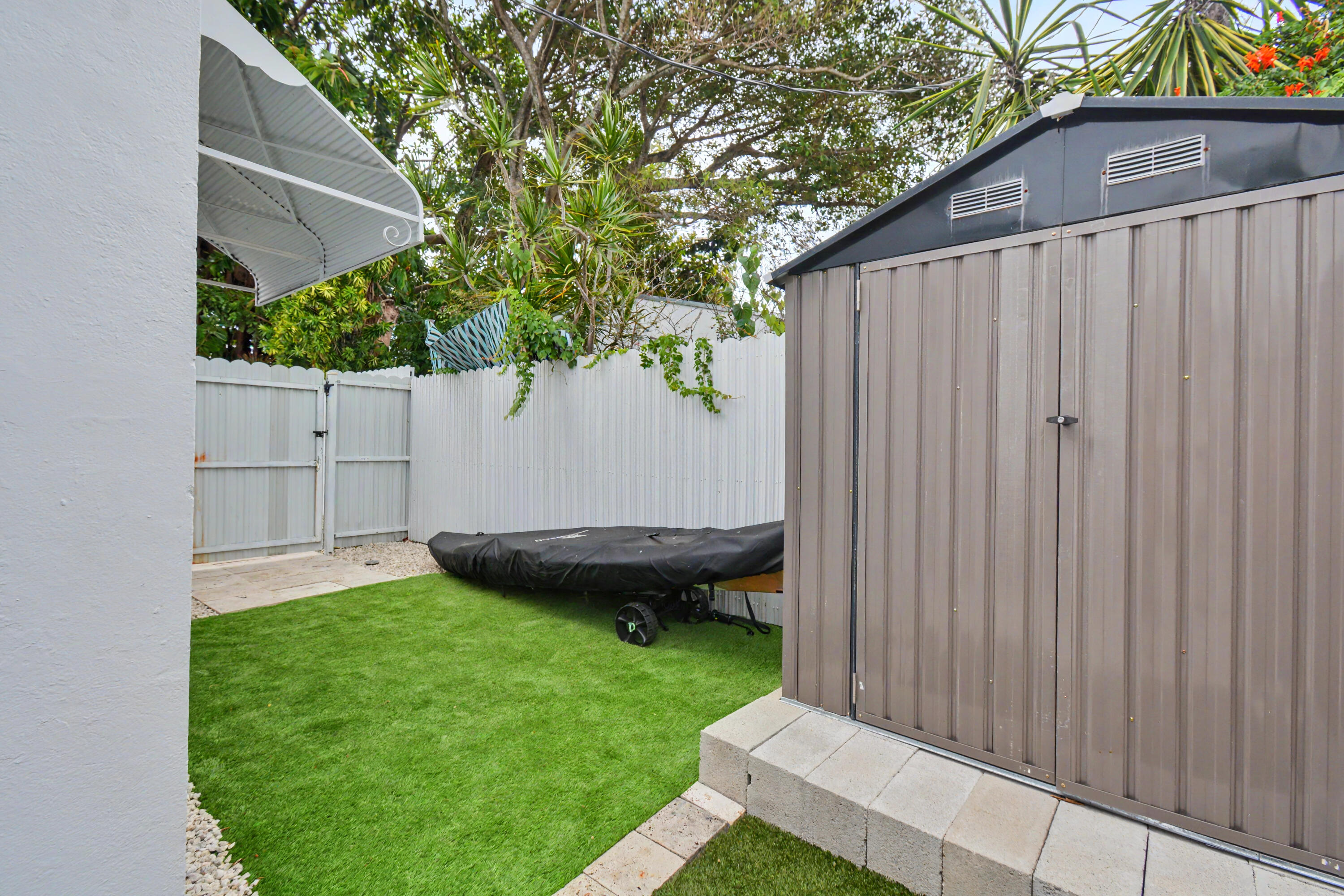 HARRIS ESTATES - Residential Income