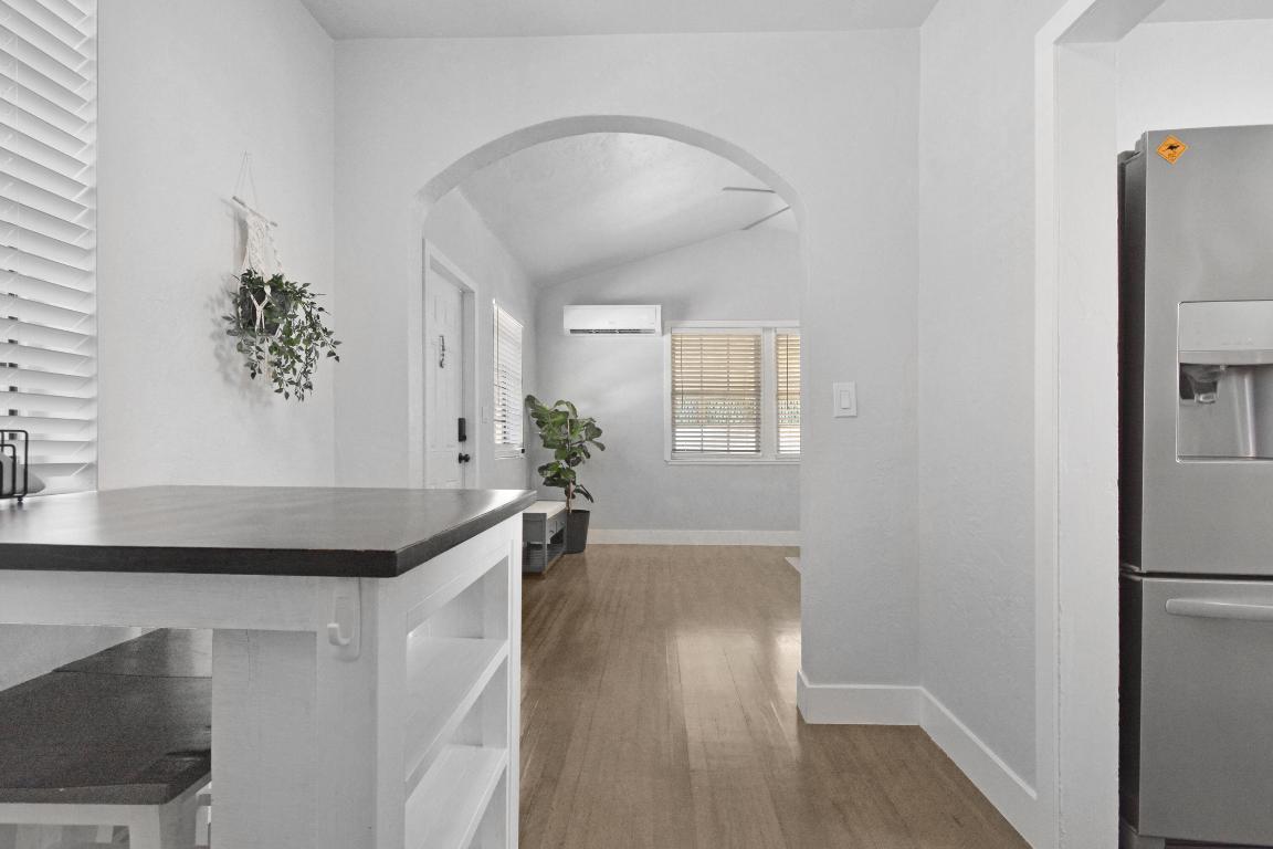 HARRIS ESTATES - Residential Income